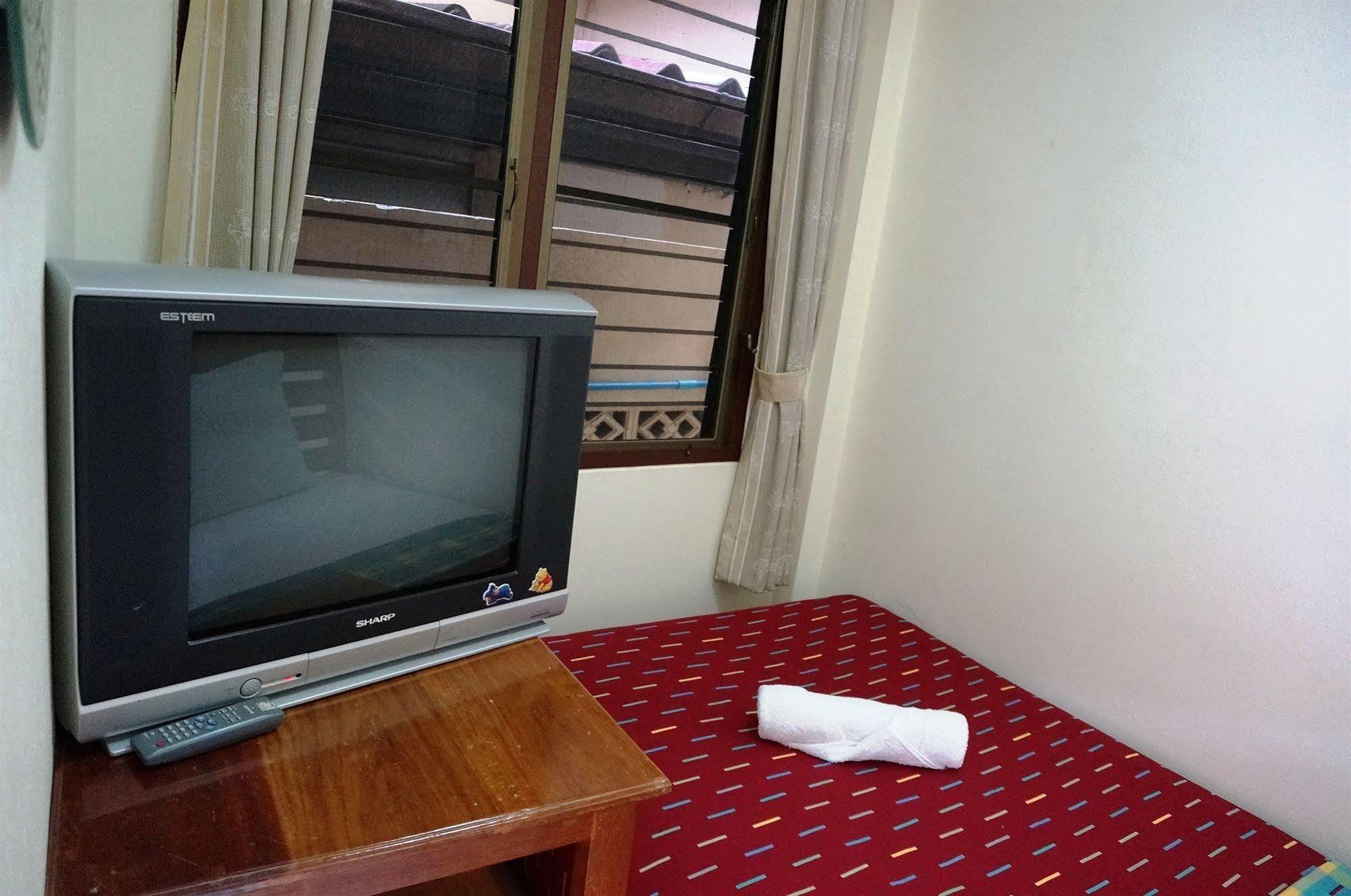 Baan Taweesuk Pensión HHQ Exterior foto